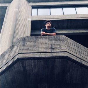 Meet your Posher, Christian